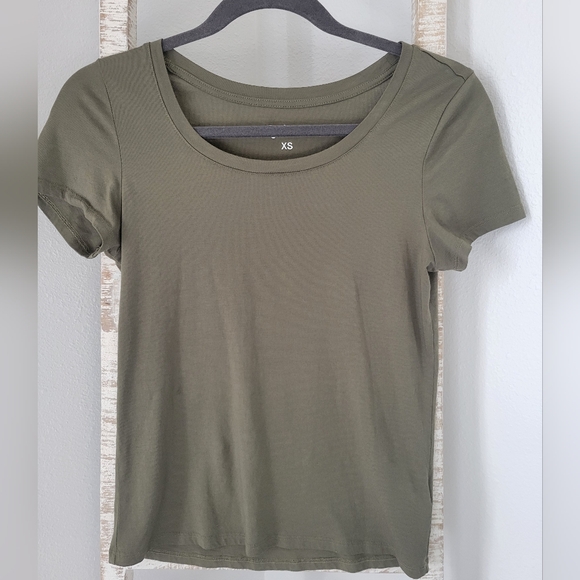 Quince Tops - Quince Cotton Modal Scoop Neck Tee Dark Olive Sz XS